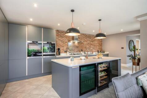 32 Maidenhead Road-7.jpg