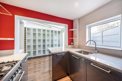 Property Image 11