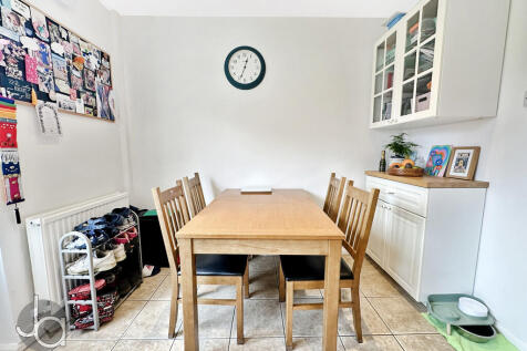 20251004_12351249...