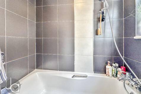 20251022_10150538...