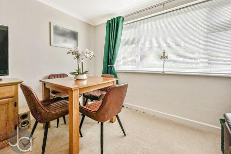 20251022_10175208...