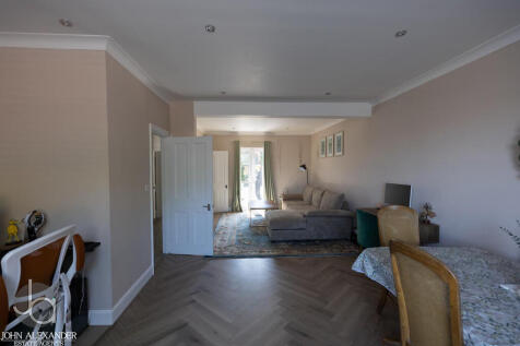 Photo 28-10-2025,...