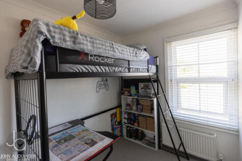 Photo 28-10-2025,...