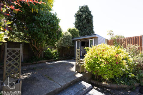 Photo 28-10-2025,...