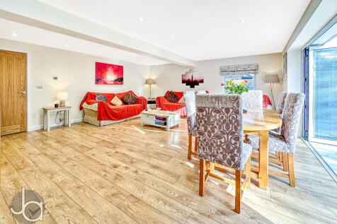 20251101_12112133...