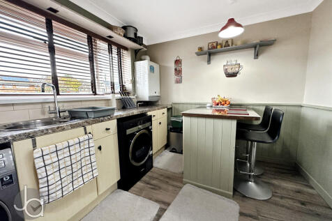 20251111_13301883...