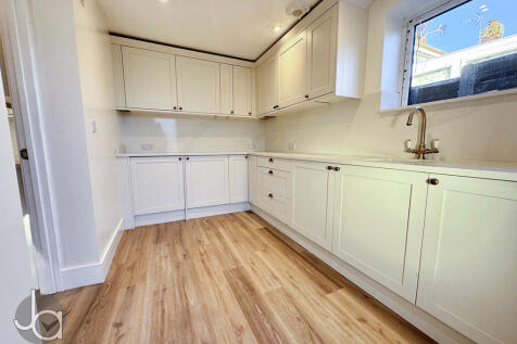 aa56c0df-a2c6-498...