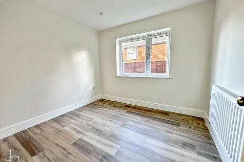 20251101_14225592...