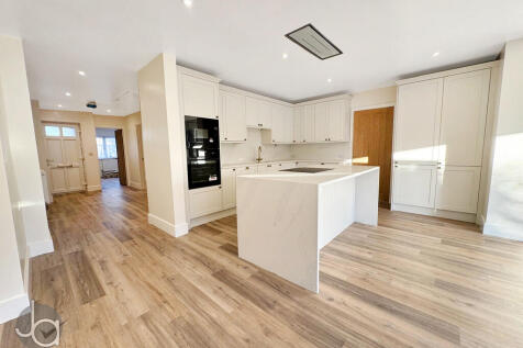 fd58edcd-1955-4d0...