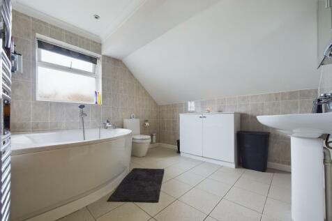Upstairs Bathroom