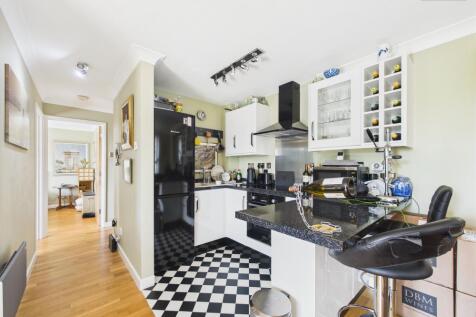 Open Plan Kitchen Lounge Diner