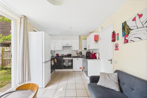 Communal Kitchen/Living Area