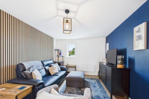 Living/Dining Area