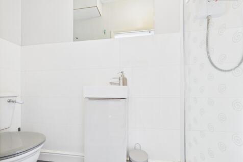 En-Suite To Bedroom Three