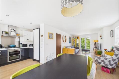 Kitchen Diner/Living Area
