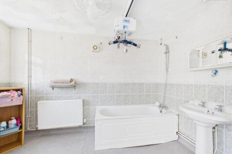 Downstairs Bathroom