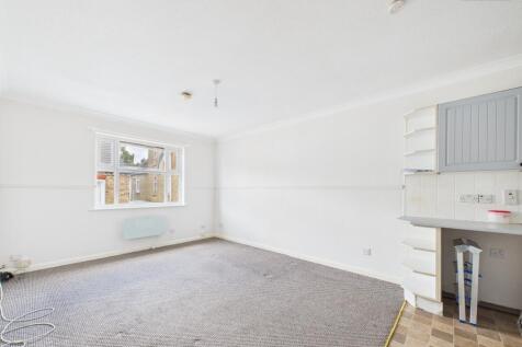 Kitchen/Living/Dining Area