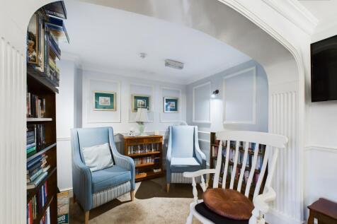 Communal Lounge