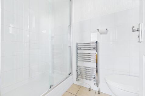 En-Suite To Bedroom Three