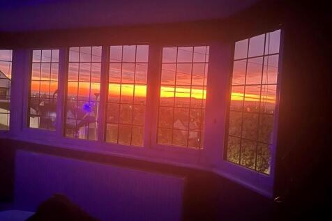 35 Farm Road view