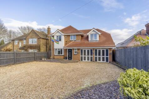 7 Hawthorn Road (North Greetwell)-9