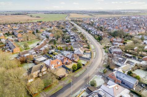 7 Hawthorn Road (North Greetwell)-1