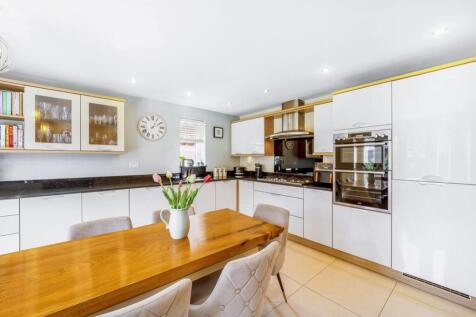 6 Marriner Crescent (Lincoln)-22