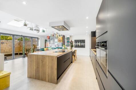6 Greenbank Drive (Lincoln)-17