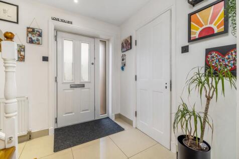6 Greenbank Drive (Lincoln)-13