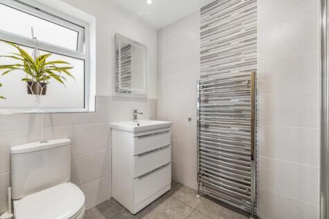 6 Greenbank Drive (Lincoln)-32