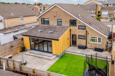 6 Greenbank Drive (Lincoln)-3