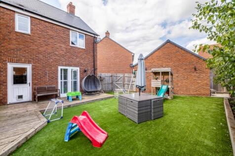 23 Top Farm Avenue (Navenby)-14