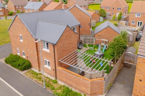 23 Top Farm Avenue (Navenby)-3