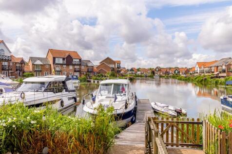 8 Park Lane (Burton Waters)-11