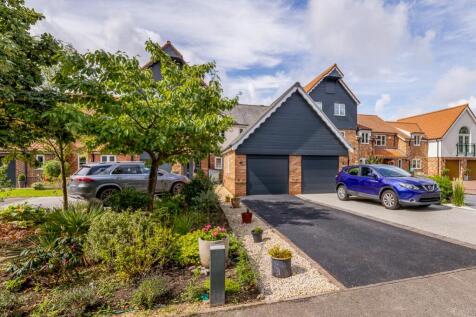 8 Park Lane (Burton Waters)-7