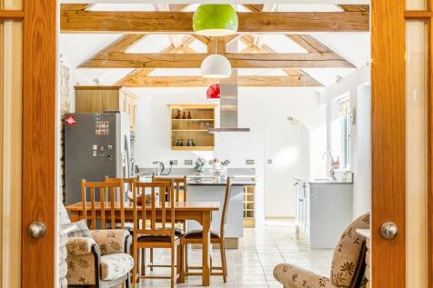 8 Poplar Farm Court Nettleham