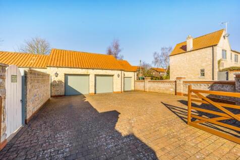 8 Poplar Farm Court Nettleham