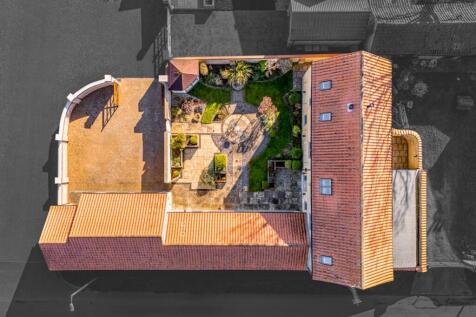 8 Poplar Farm Court Nettleham