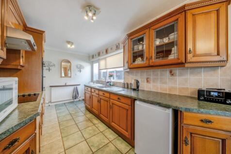 1357995-14-68cd220591b91