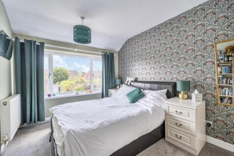 1359640-9-68d6e22258a22