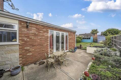 1359640-4-68d6e19a7a343