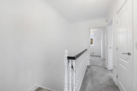 9 Bridge Walk (Burton Waters)-27