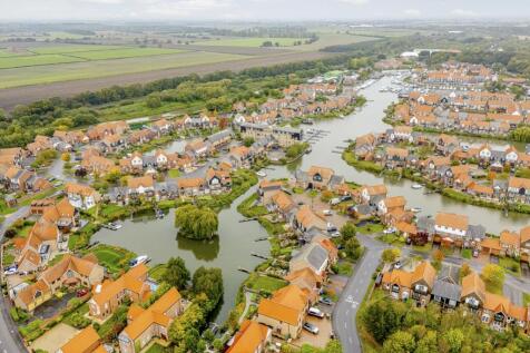 9 Bridge Walk (Burton Waters)-1