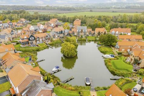 9 Bridge Walk (Burton Waters)-2