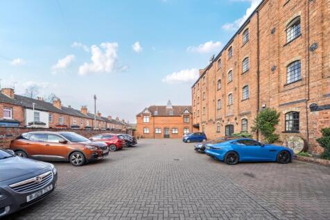 1360357-7-68e4db37792e3