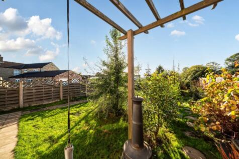 1371856-4-68f8a77c2dfdb