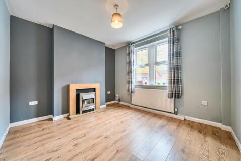 1374042-15-6904c3272378d