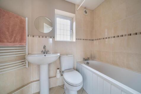 1376402-5-690b3f1ed1455