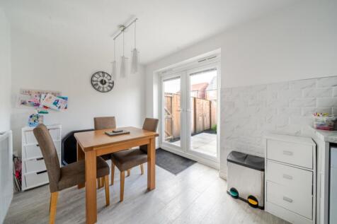 1375818-10-6911cc561c582