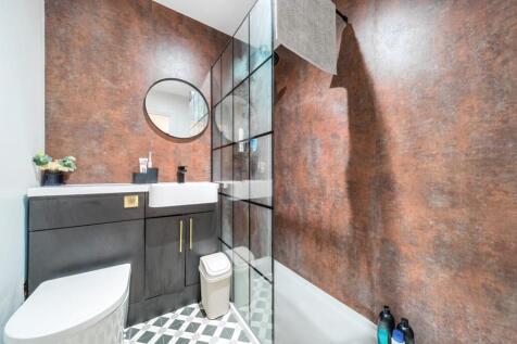 1380952-17-6915f352a4346